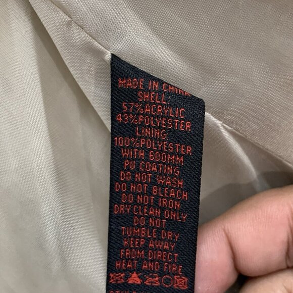 YOKI Outerwear Vest Womens Small Beige Vegan Feathery Faux Fur Animal Print Y2K - Picture 8 of 10